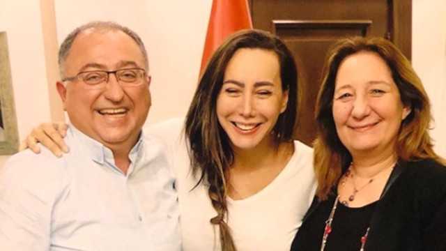 Asena, Kamera Şakası Sandı, Belediye Başkanı Akrabası Çıktı