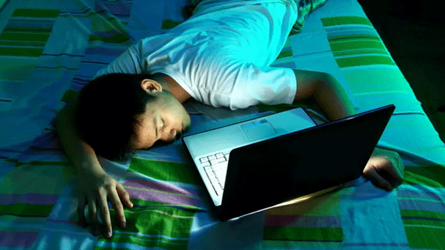 Bilgisayar bağımlılığına karşı “teknoloji detoksu”