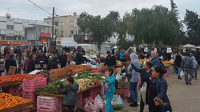 Esnafın yüzü güldü