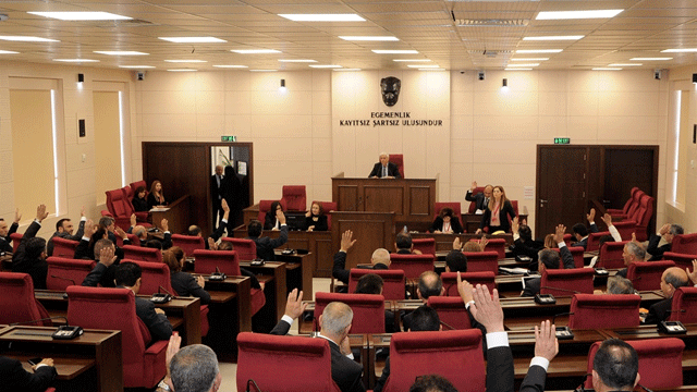 Mecliste yeni dönem...