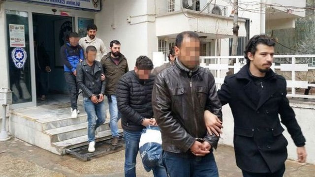 Şanlıurfa'da dolandırıcılar altınları paylaşamayınca arkadaşlarını rehin aldılar