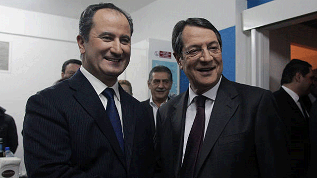 Adaylardan “Fransız usulü” tartışma