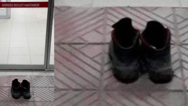 Manisa'da bir kişi hastane kapısında ayakkabılarını çıkardı
