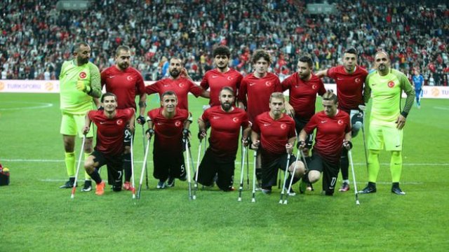 Ampute Milli Takım kalecisi Karakuş gönüllü askerlik başvurusu yaptı