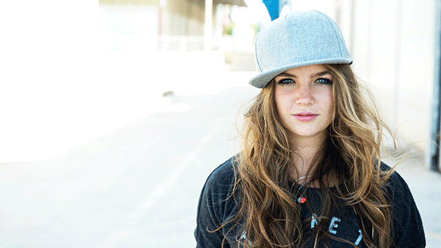 Sophie Francis, MAD sahnesinde