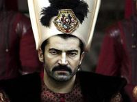 Kenan İmirzalıoğlu'nun Başrol Paylaşacağı İsim Değişti! Büşra Develi ile Kamera Karşısına Geçecek