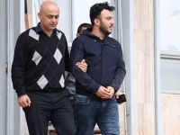 Tabanca çekince tutuklandı