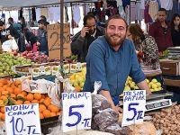 Pazara rağbet yoğundu