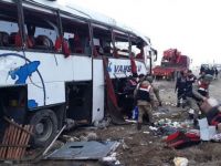 Van'da yolcu otobüsü devrildi