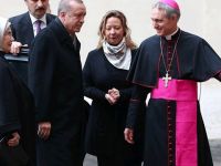Erdoğan-Papa Francis ile görüşüyor