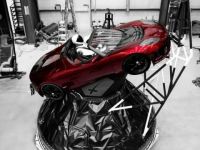 Elon Musk, Mars'a göndereceği Tesla'nın yeni fotoğraflarını paylaştı