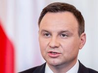 Polonya “Nazilerle suç ortağı olduğu iddiasını” yasayla yasakladı