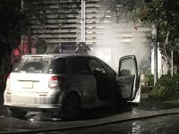 Park halindeki araç yandı