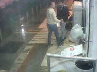 Kocaeli'de bir çalışan 'Buyrun efendim' demeyince, müşteri tarafından bıçaklandı