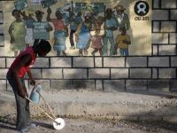 Oxfam: Haiti'deki skandalın zanlıları tanıkları tehdit etti