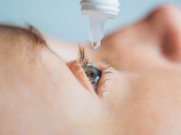 Göz damlaları gözlüklerin yerini alabilir mi?