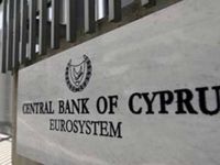 Mevduatlar azaldı krediler arttı