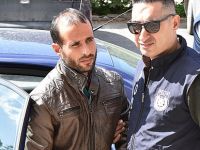 Polise gidip teslim oldu