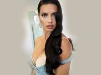 Adriana Lima oryantal dans yapmaya karar verdi