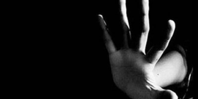 Yaşları 35 ila 70 Arasında Değişen 7 Erkek, 13 Yaşındaki Kıza Cinsel İstismarda Bulundu