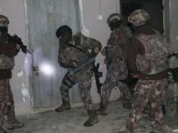 Adana'da polis, tarım işçisi olup eli kanlı çeteyi çökertti