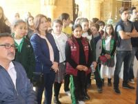 Özel çocuklar ve özel annelerin sergisi