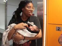 Otelde doğan bebeğe Atatürk Havalimanı personeli sahip çıktı