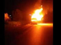 Çanakkale'de araç seyir halindeyken alev alev yandı