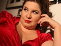 Aslı Omağ kadın haklarını savunacak