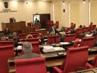 3 yasa tasarısı ve 1 yasa önerisine ivedilik