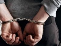 Üç Kıbrıslı Türk Larnaka Havaalanı’nda tutuklandı