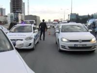 Polisten kaçan şüpheliler Basın Ekspres yolunu birbirine kattı
