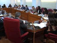 İdari, Kamu ve Sağlık İşleri Komitesi Kamu Sağlık Çalışanları (Değişiklik) Yasası’nı oybirliği ile onayladı