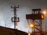 Venezuela'da tutukevinde yangın: 68 ölü