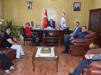 Sağlık Bakanı Besim, Girne St. Hilarion Rotary Kulübü ile Rotary Toplum Birliği Başkanı ile üeyelerini kabul etti