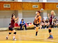 Hentbolda YDÜ ve Esentepe finalde