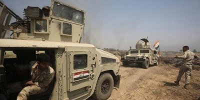 Deyrizor'da YPG/PKK-DEAŞ çatışması