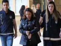 “Bebeği annesi attı”