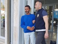 Oğlunun köpeğini almaya gitmiş!