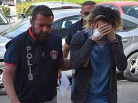 Şüpheli hareketleri ele verdi