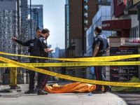Toronto'da araç yayaların arasına girdi: 9 ölü
