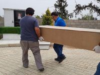 Kimsesizler bölümüne defnedildi