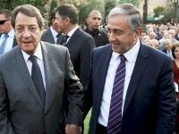 “İki versiyonda kadife ayrılık”