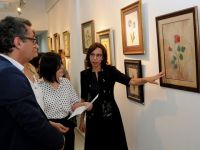 Milhan Lakadamyalı’nın “Suya Düşen Damlalar” ebru sergisi açıldı