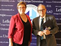 LAÜ’de “Bir Cumhuriyet Eczanesinden Başlayan 50 Yıllık Yürüyüş” konulu söyleşi gerçekleşti