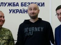 Öldürüldüğü söylenen Rus gazeteci basın açıklaması yaptı