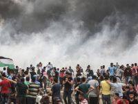 İsrail, Gazze'den yollanan uçurtmalara savaş uçaklarıyla cevap veriyor