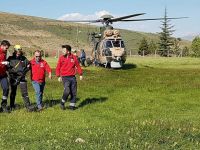 Niğde’deki Demirkazık Dağı'nda 3 dağcı mahsur kaldı