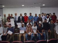 Web tasarımı ve uygulamaları ile bilgisayar donanımı ve bakımı atölye çalışmalarını tamamlayan öğrencilere sertifikaları verildi