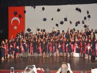 YDÜ Sağlık Bilimleri Fakültesi 2017-2018 Bahar Dönemi Mezuniyet Töreni gerçekleştirildi